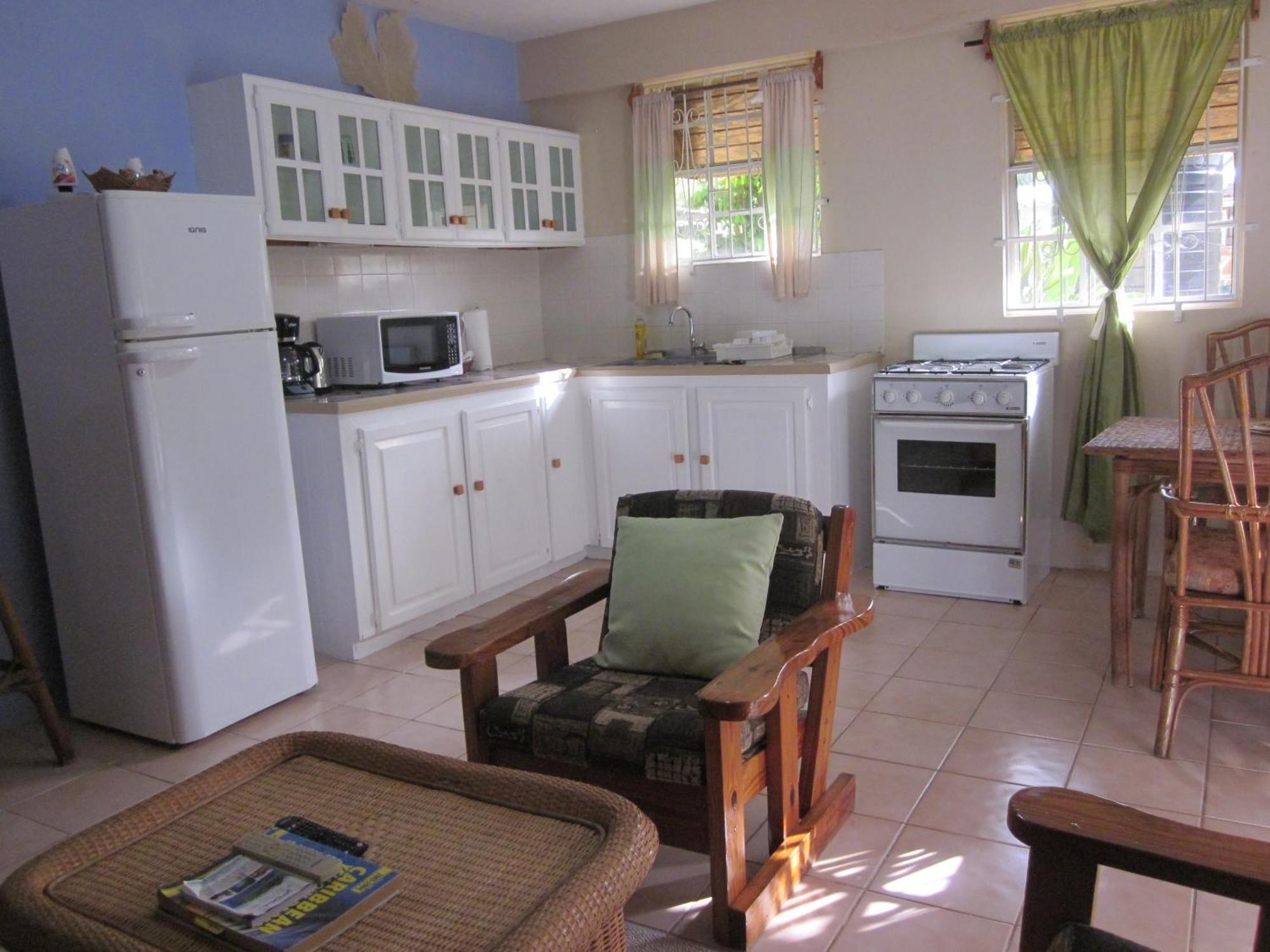 Arnos Vale Buttercup Cottage Apartments מראה חיצוני תמונה